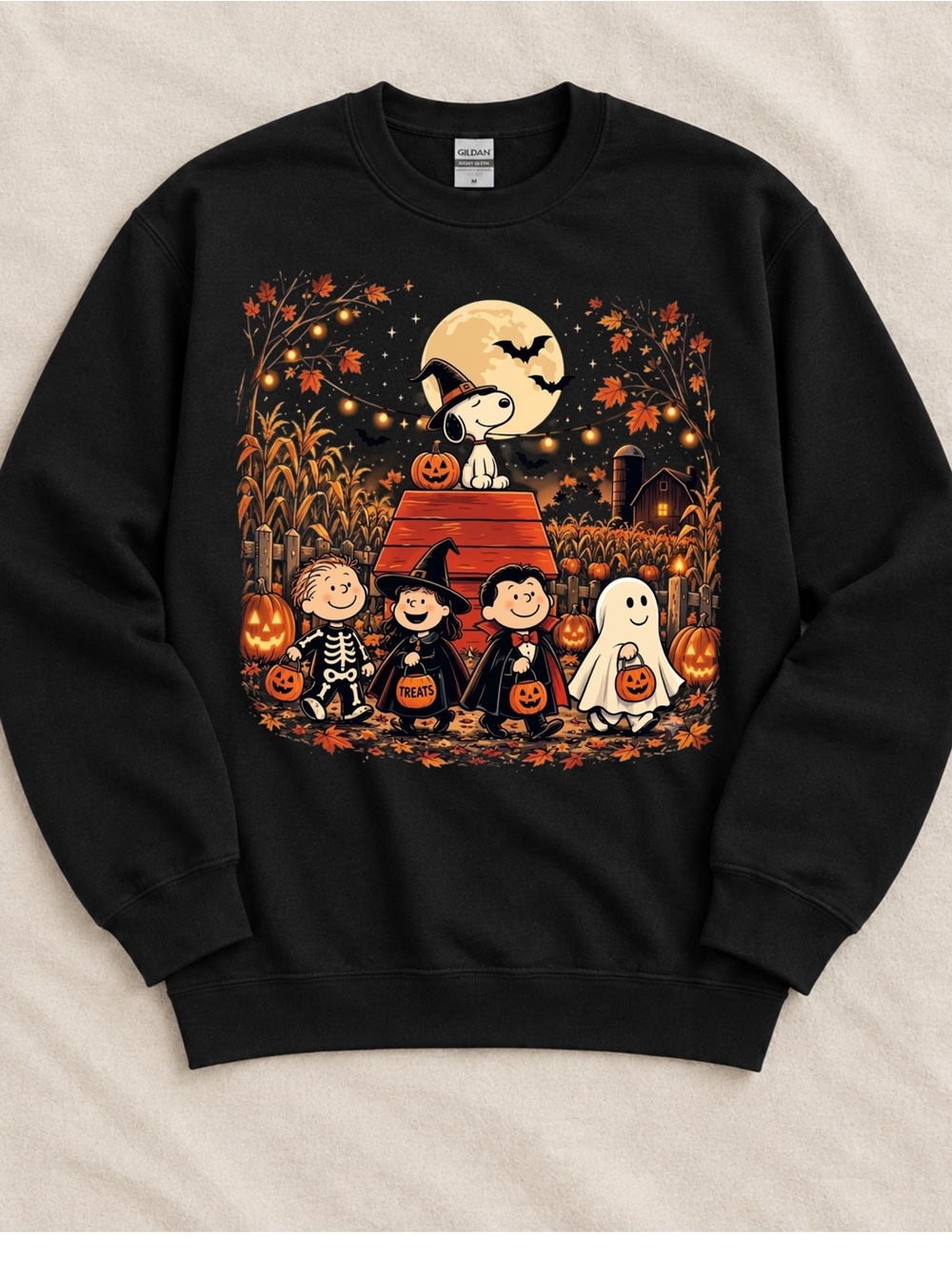 Gildan Black Halloween Peanuts Graphic Sweatshirt